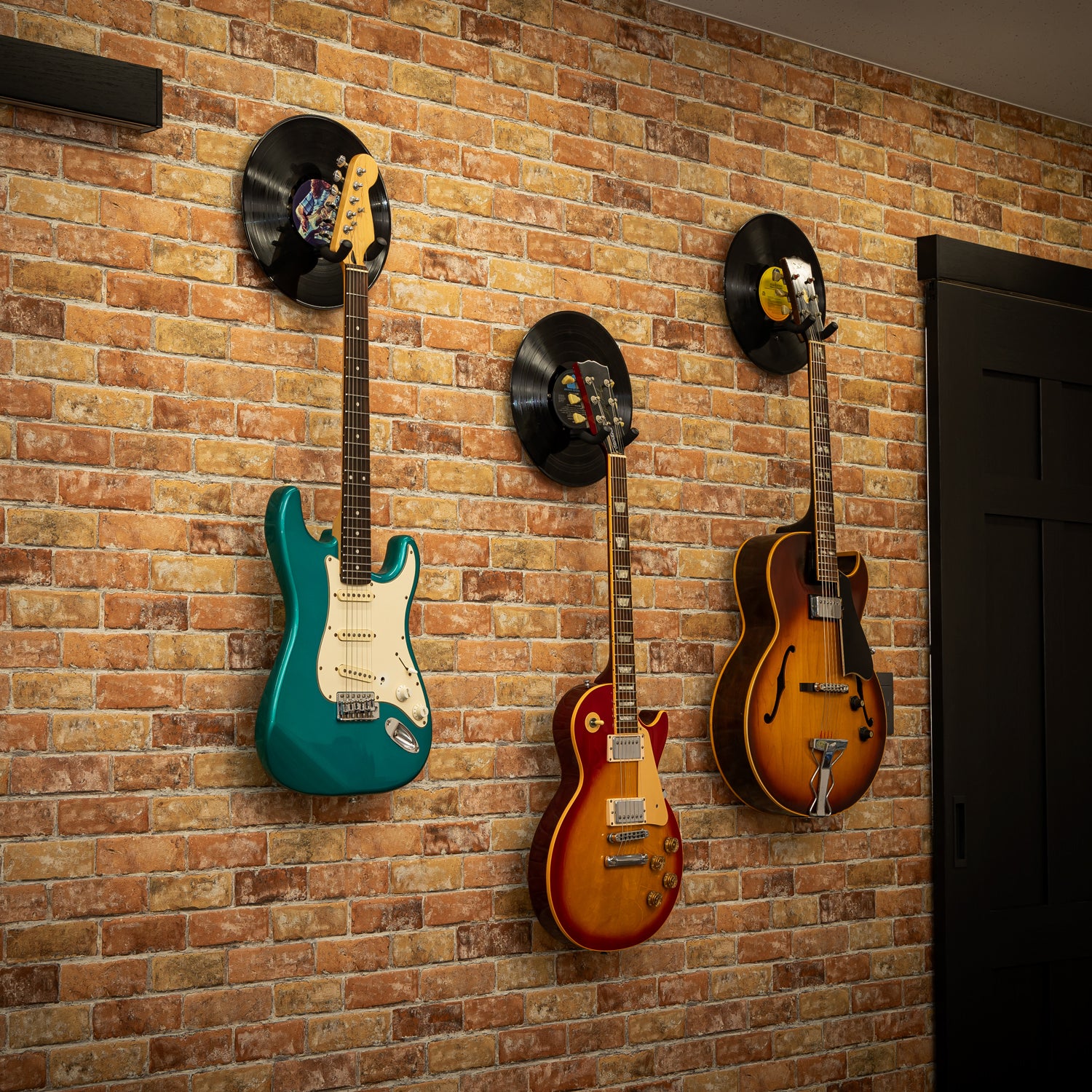 Guitar Throne